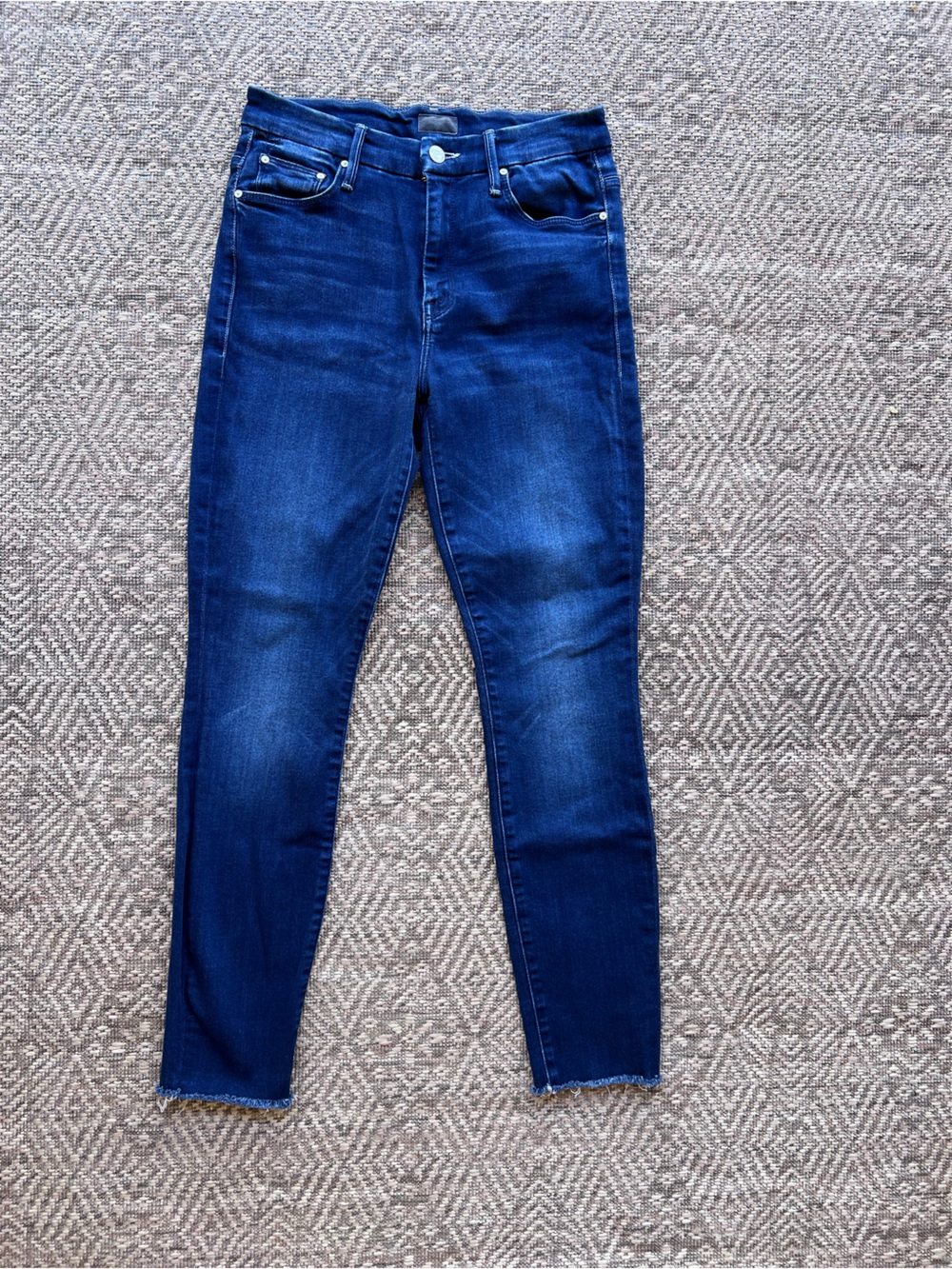 MOTHER The Looker Ankle Fray Jeans Tongue And Chic Womens 27 High Rise